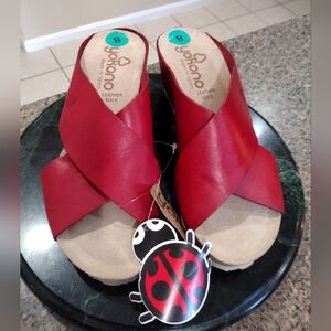 NWT Yokono Red Leather Criss Cross Wedges - Size 8